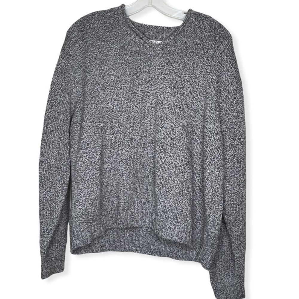 Carolyn Taylor Sweater‎